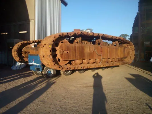 Hitachi 3600 Rebuild and Mobilization to site — photo 8